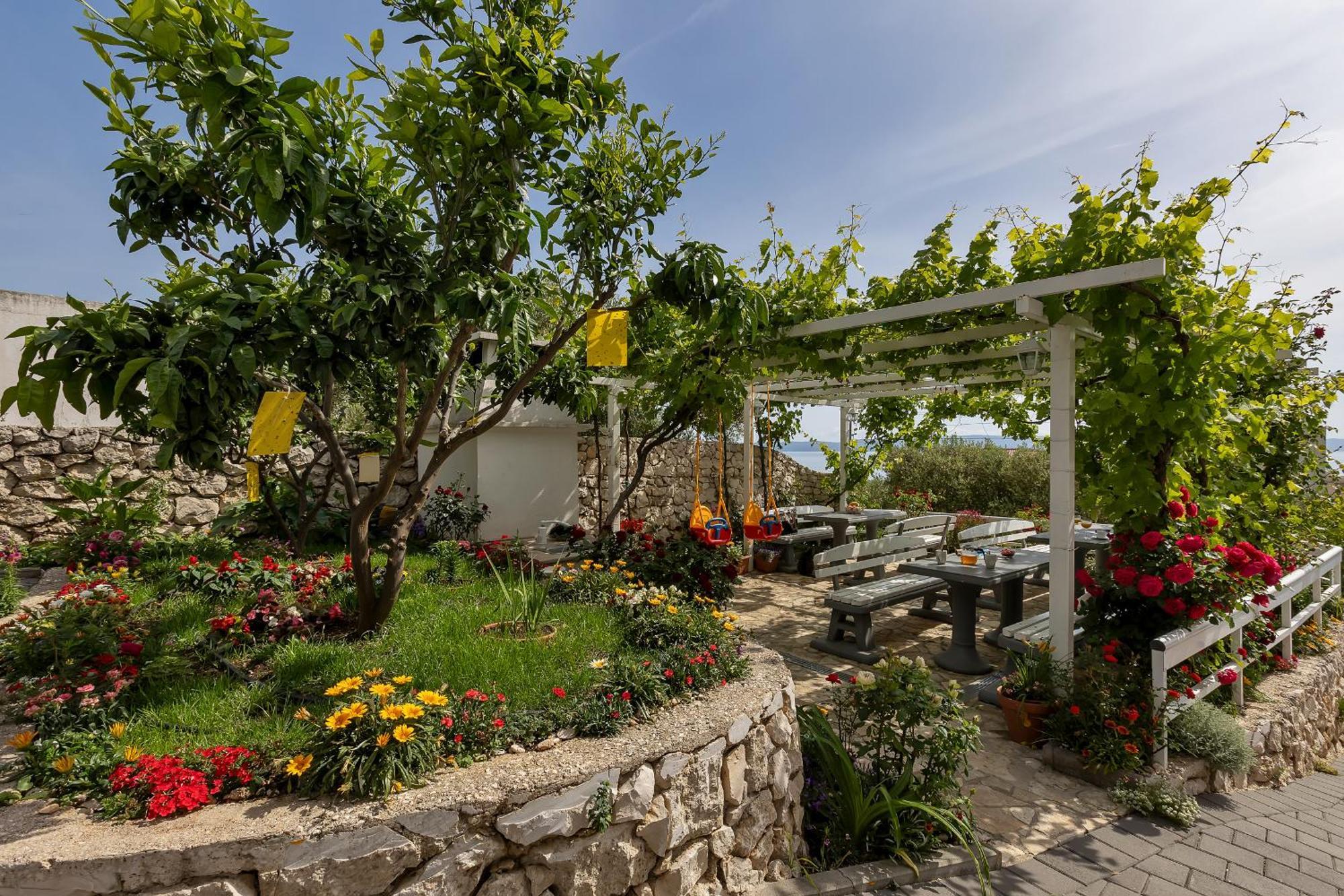 Apartments Villa Katarina Tučepi المظهر الخارجي الصورة