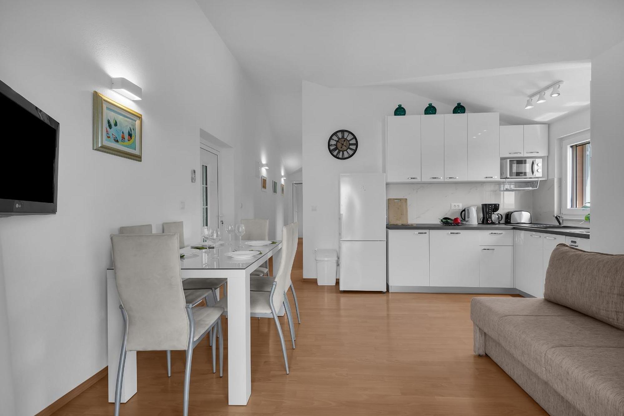 Apartments Villa Katarina Tučepi المظهر الخارجي الصورة
