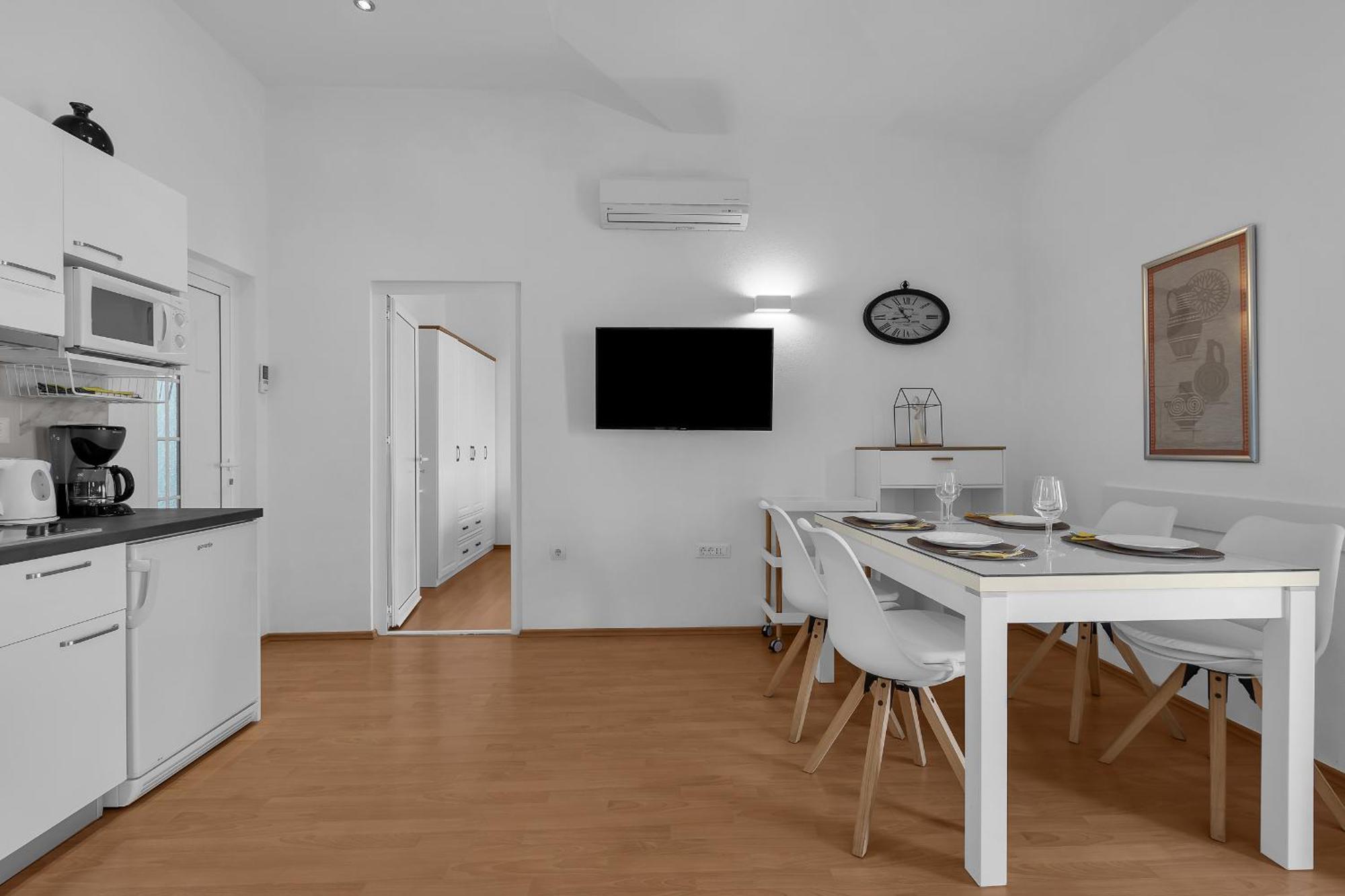 Apartments Villa Katarina Tučepi المظهر الخارجي الصورة