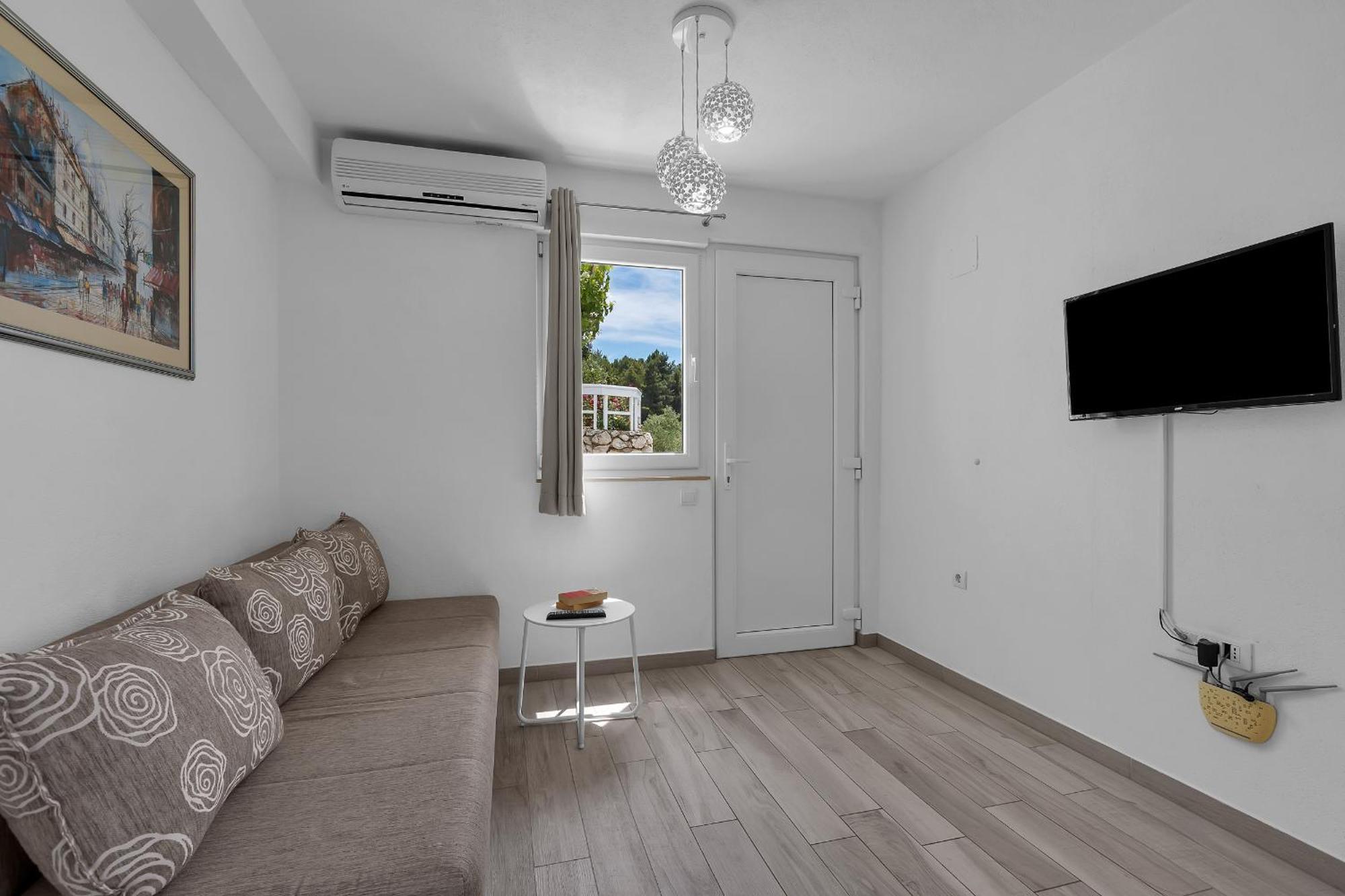 Apartments Villa Katarina Tučepi الغرفة الصورة