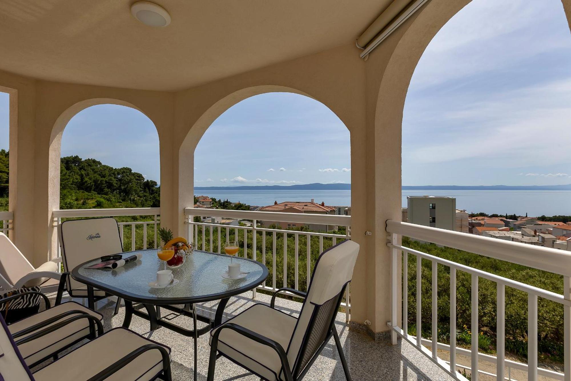 Apartments Villa Katarina Tučepi الغرفة الصورة